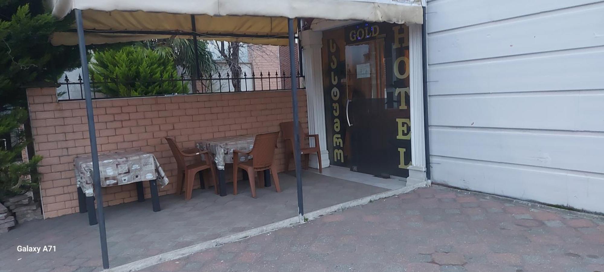 Gold Hotel Batum Bagian luar foto