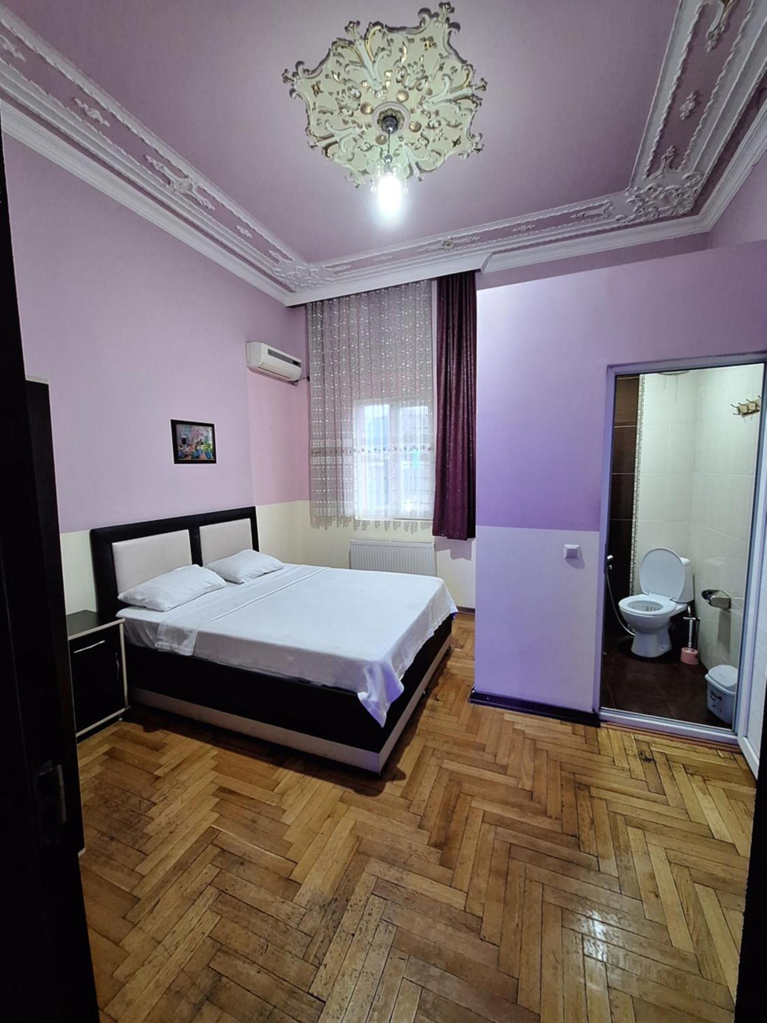 Gold Hotel Batum Bagian luar foto